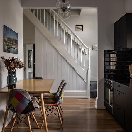 הובארט Sanctum Boutique Apartments מראה חיצוני תמונה