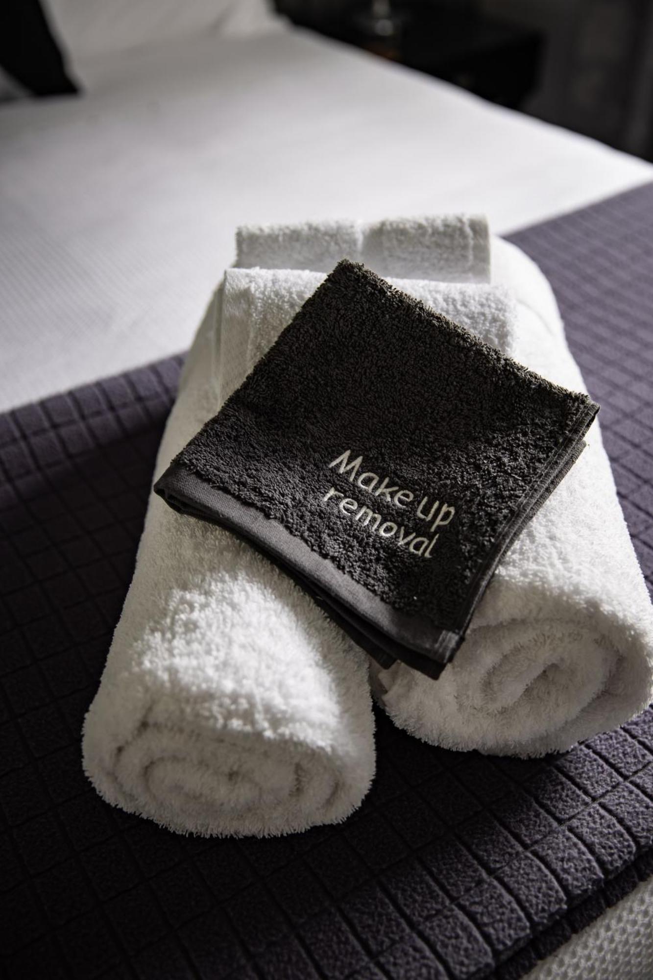 הובארט Sanctum Boutique Apartments מראה חיצוני תמונה