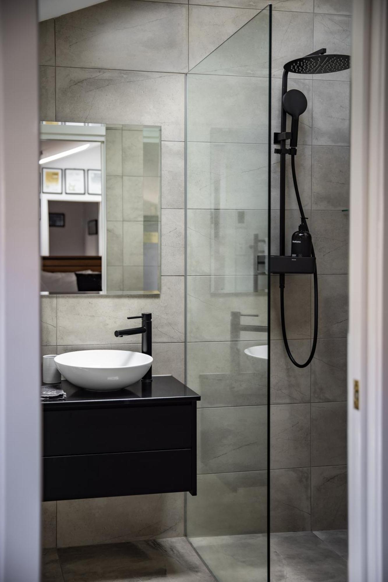 הובארט Sanctum Boutique Apartments מראה חיצוני תמונה